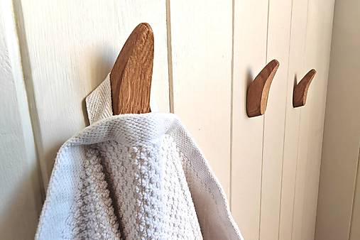 Nástenný vešiak PRINCESS drevo dub