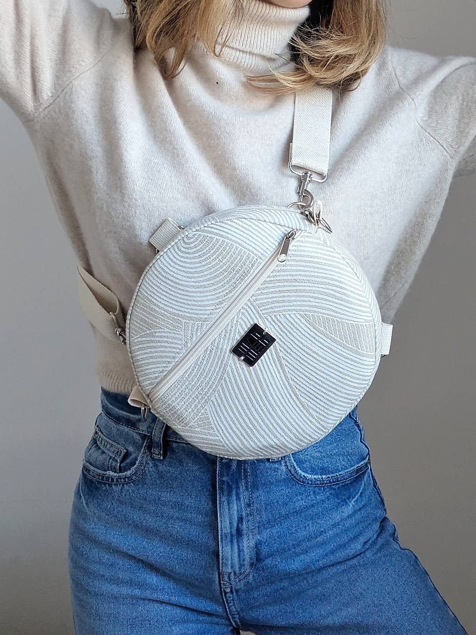 Kabelka  M U L T I  - béžová