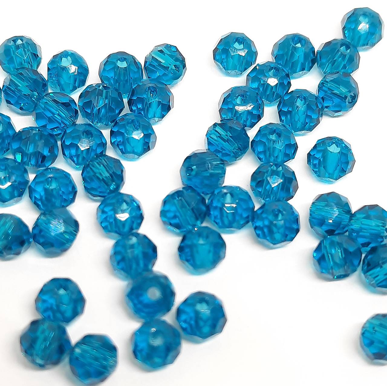 Sklenená rondelka 4x3mm-1ks (modrá pávia)