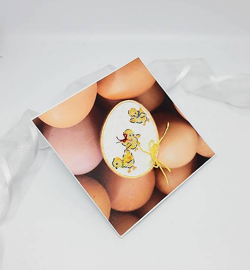 Papiernictvo - Veľkonočné symboly - vyšívaný pozdrav - 17421045_