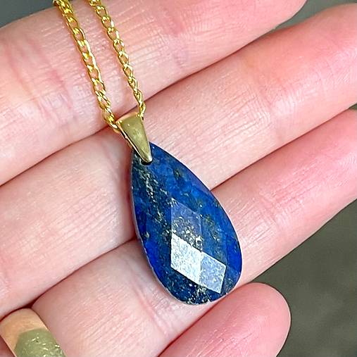 Faceted Lapis Lazuli Pendant AG925 Gold Plated / Strieborný pozlátený prívesok s lazuritom E049