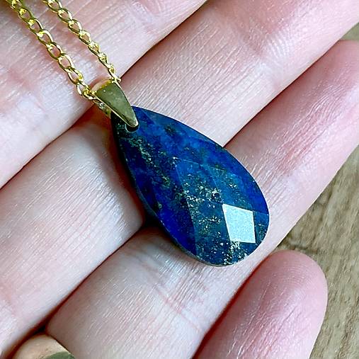 Faceted Lapis Lazuli Pendant AG925 Gold Plated / Strieborný pozlátený prívesok s lazuritom E049