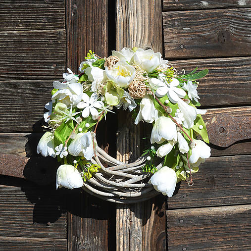 Dekorácie - Jarný venček - 17426380_