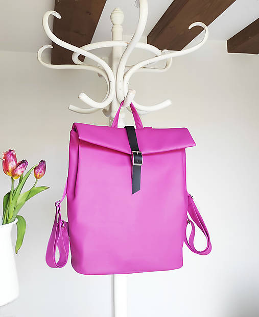 Batohy - Trinity street backpack fuchsiová - 17426688_