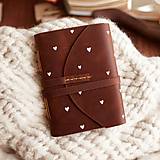 Papiernictvo - Kožený zápisník A5  Srdiečka  (A5, 21 x 15 cm) - 17429599_