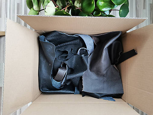 Iný materiál - Kožené zbytky odrezky 6 - 17433942_