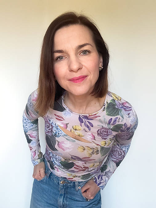 Dámske tričko s originálnou potlačou Bloom