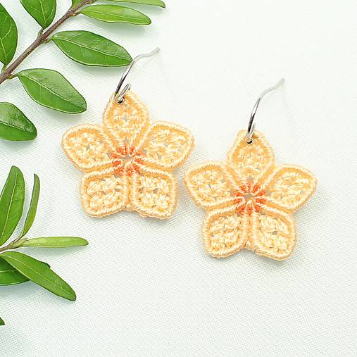 Náušnice - "Primulky" Makramé náušnice - 17436504_