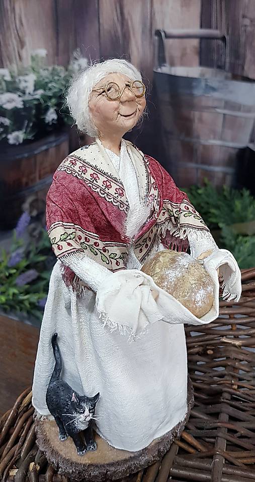 Dekorácie - Starenka ~ VÔŇA CHLEBA - 17435654_