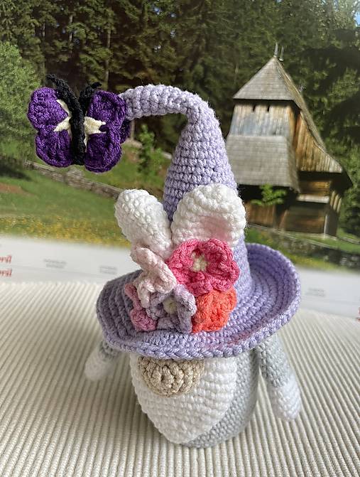 Hračky - 12 háčkovaných mesiačikov - trpaslíkov (Trpaslík apríl - veľkonočný zajačik) - 17439415_