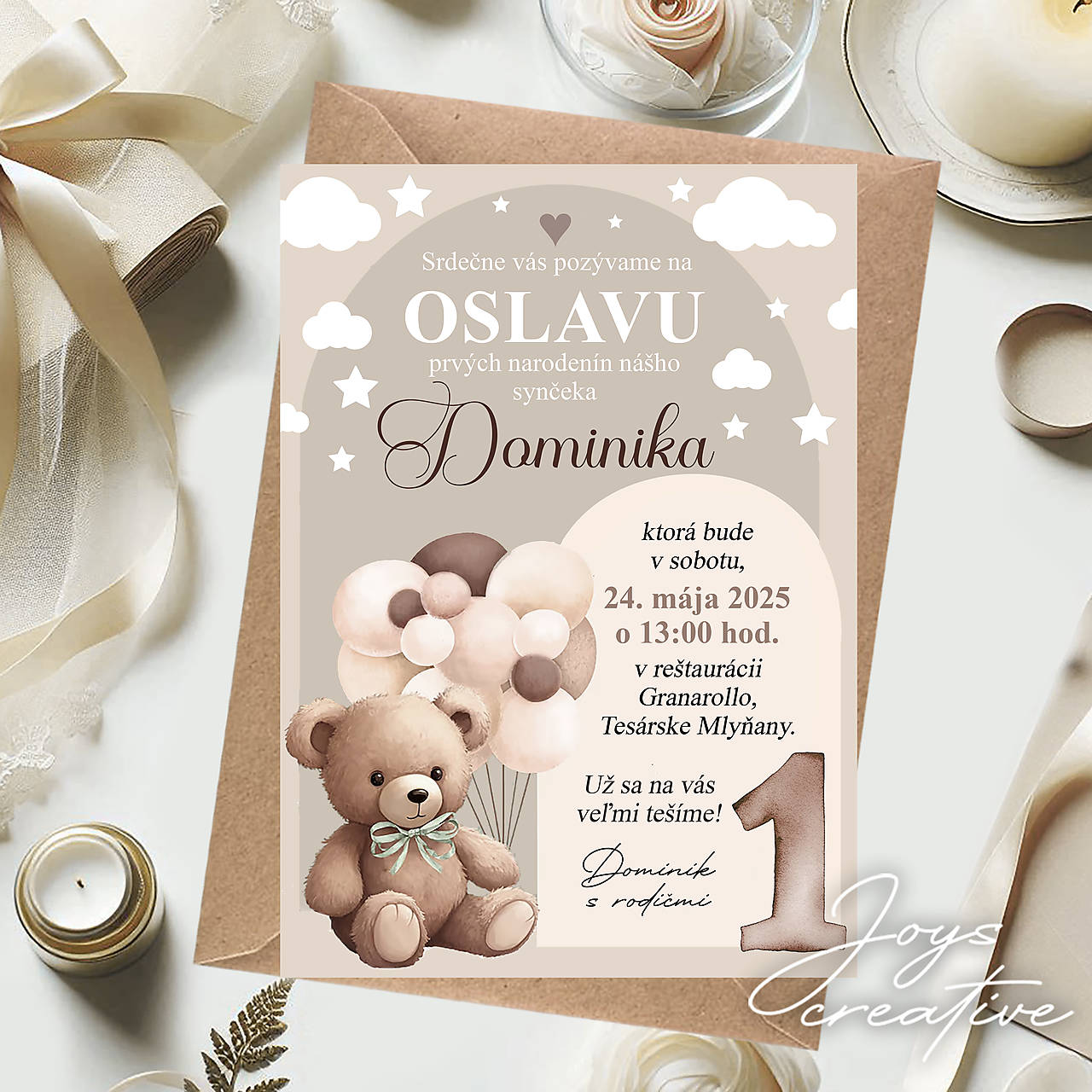 Narodeninová pozvánka s mackom s balónmi v odtieňoch hnedej B15