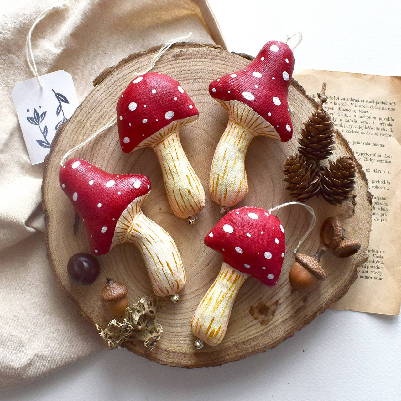 Textilné závesné muchotrávky