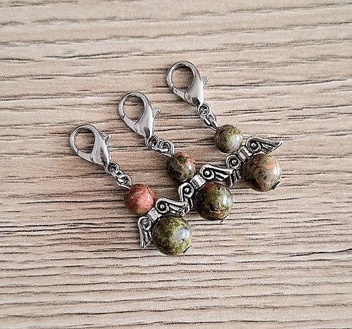 Kľúčenky - Minerálový minianjelik (Unakit) - 17450462_