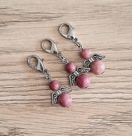 Kľúčenky - Minerálový minianjelik (Rodonit) - 17450495_