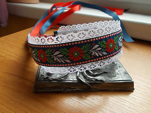 Ozdoby do vlasov - folklórne čelenky - folk  (čelenka / krojovka s modrým základom) - 17451899_