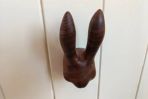 Nástenný vešiak ZAJKO