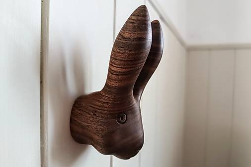 Nástenný vešiak ZAJKO