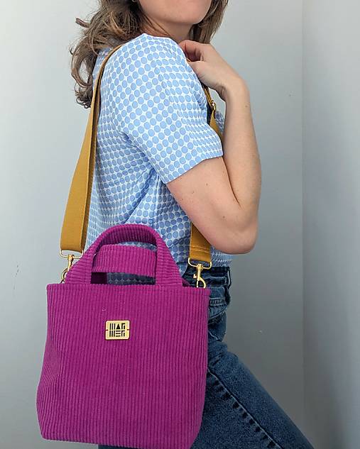 Menčestrová kabelka  L I N A - cyklamenová