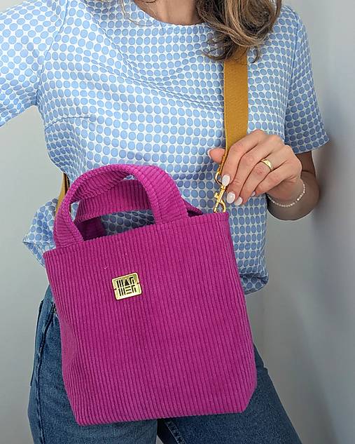 Menčestrová kabelka  L I N A - cyklamenová