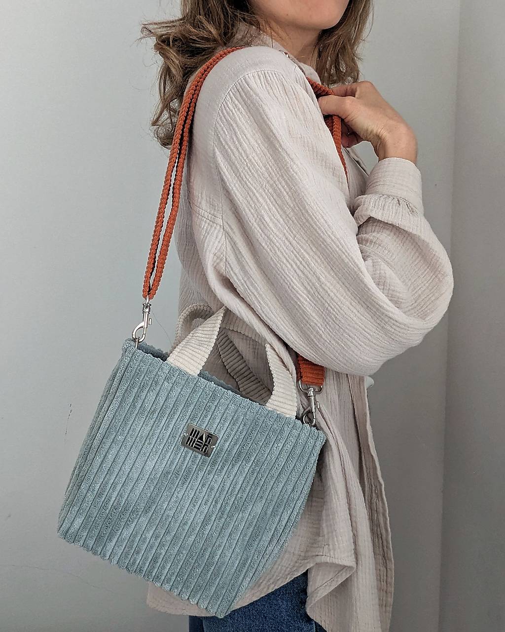 Menčestrová kabelka  L I N A - mentolová 