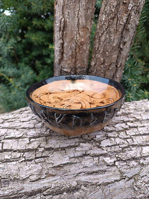 Nádoby - Vikingská miska s runami Futhark - Viking wooden bowl with Futhark runes - 17455736_