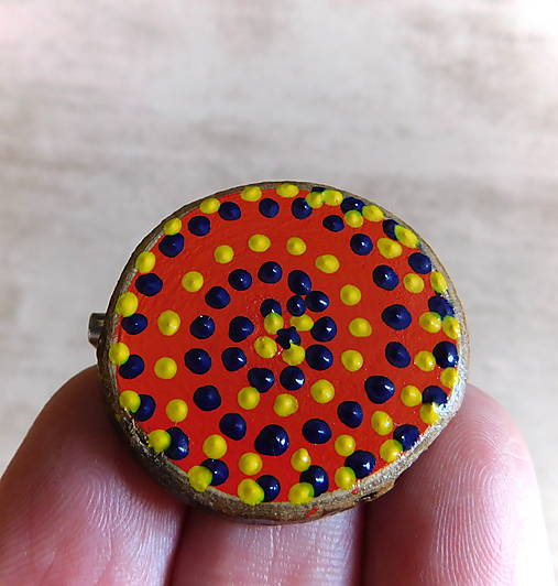 Brošne - drevená brošňa bodky - darček k nákupu - 17455835_