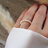 Prstene - Minimalistický perlový prsteň Athéna (gold filled) - 17455710_