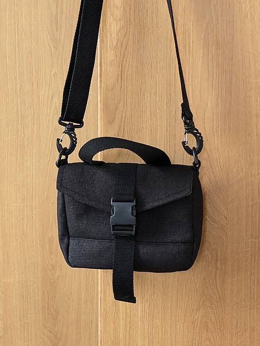 Unisex kableka  A A R O N - čierna
