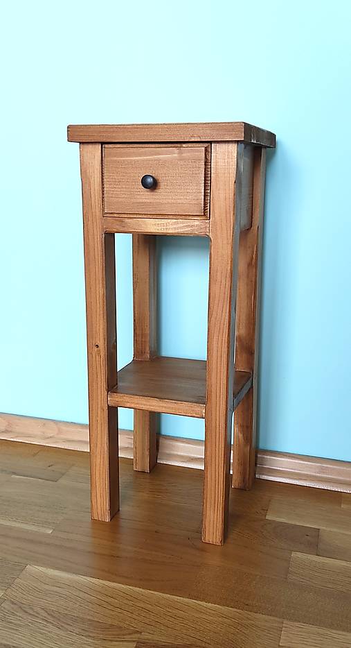 Nábytok - Stolík Cerberus Nuts - 17458564_