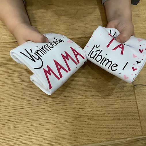 Maľované  ponožky pre výnimočnú MAMU (biele pestrofarebné)