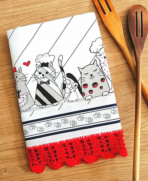 Úžitkový textil - Utierka s háčkovanou krajkou "Cats" - 17459276_