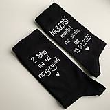 Ponožky, pančuchy, obuv - Maľované ponožky k výročiu/svadbe “z toho už nevyzuješ / (Najlepší manžel na svete od …”(čierne)) - 17462575_