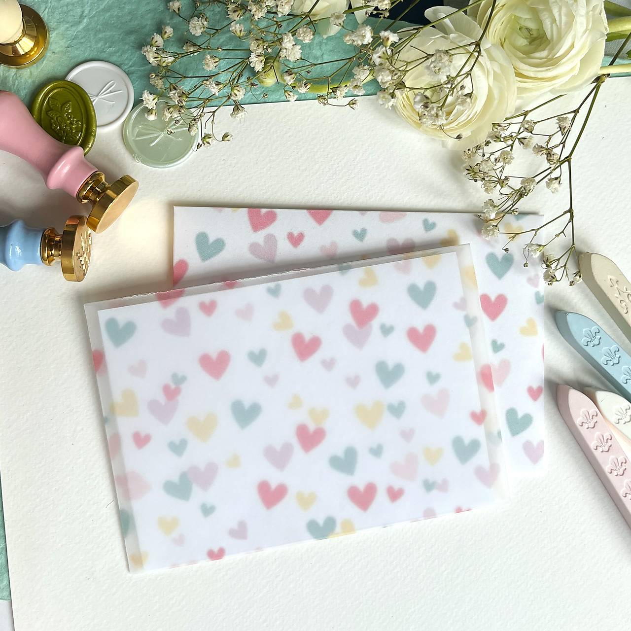 narodeninová/darčeková/gratulačná obálka Farebné srdiečka