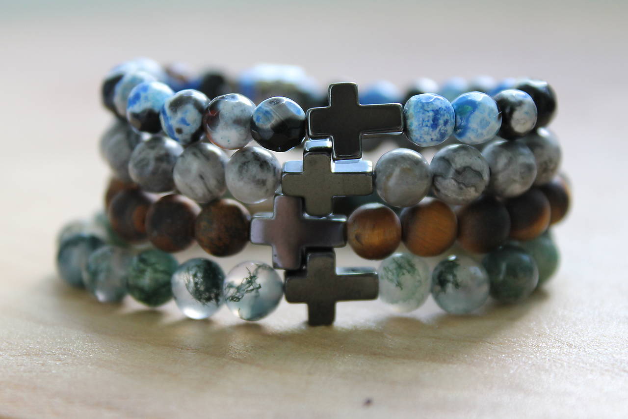 Náramok s Krížikom, srdiečkom a iniciálkou