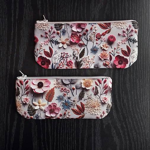 Taštičky - Taštička s 3d kvetmi - 17467871_