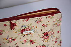 Taštičky - Kosmetická taštička prošívaná 10. - 17467770_