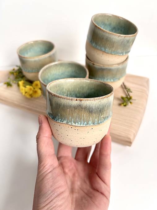 Nádoby - Keramický hrnček - 17470302_