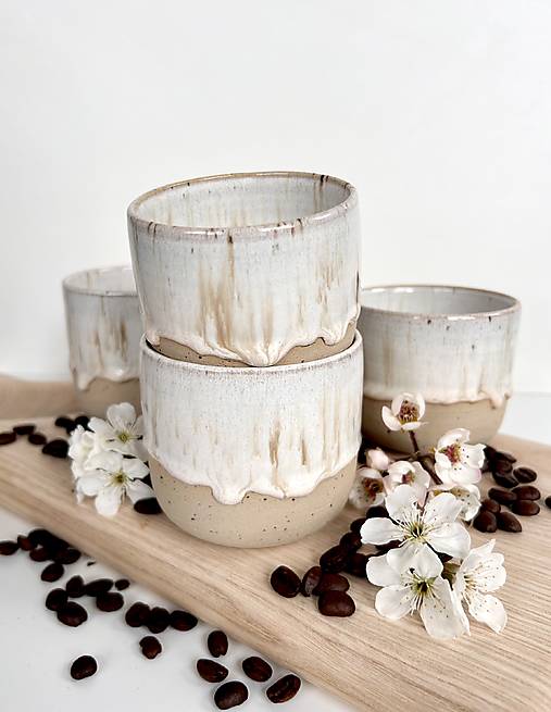 Nádoby - Keramický hrnček - 17470532_