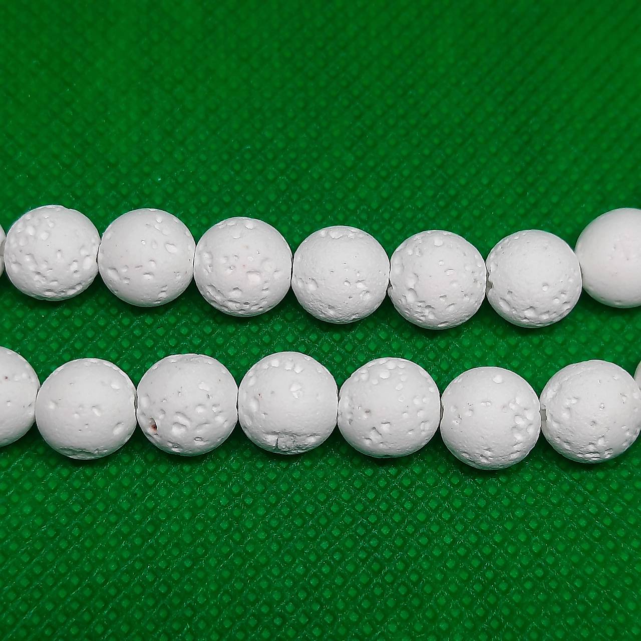 Lávové korálky-1ks (8mm-biela)