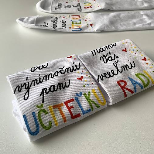 Maľované ponožky pre PANI UČITEĽKU s veľkým ❤️ (Výnimočnú)