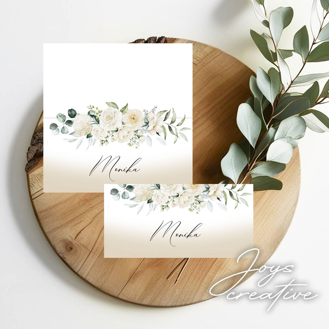 Skladacie alebo vizitkové menovky s bielymi kvetmi