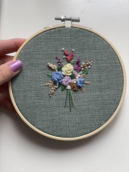 Dekorácie - Výšivka Kytica lúčnych kvetov - 17481213_