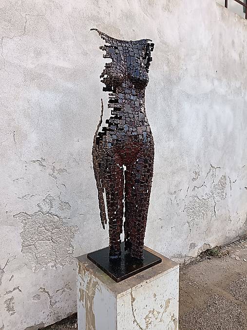 Sochy - Torso Woman Eva - 17483520_