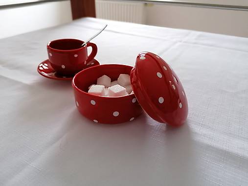 Nádoby - Červená bodkovaná cukornička - 17482346_