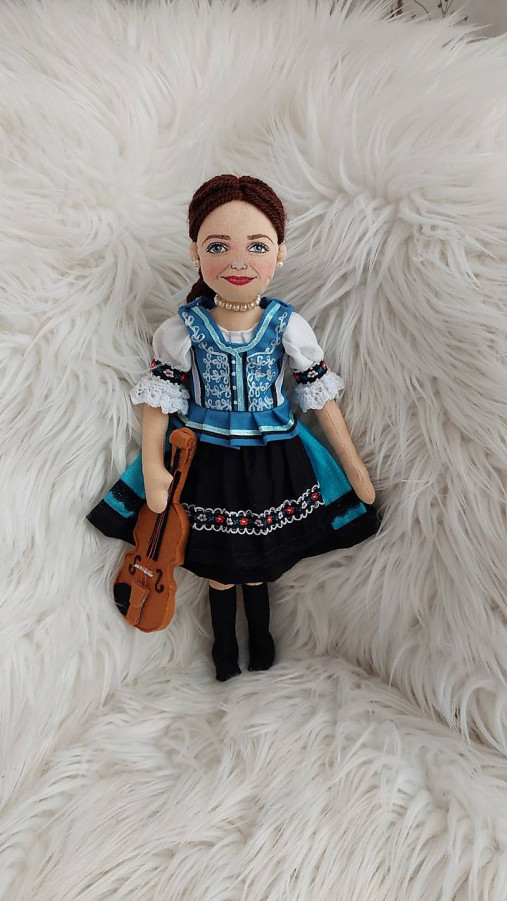 Hračky - Bábika v kroji - 17484012_