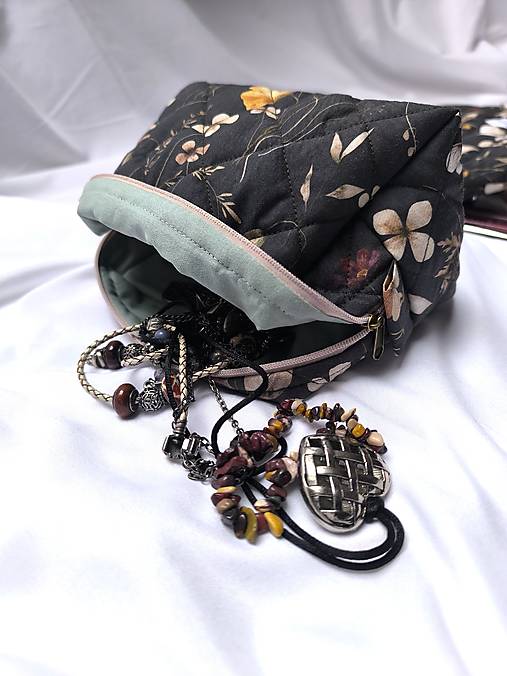 Kozmetické taštičky (Kozmetická taštička malá)