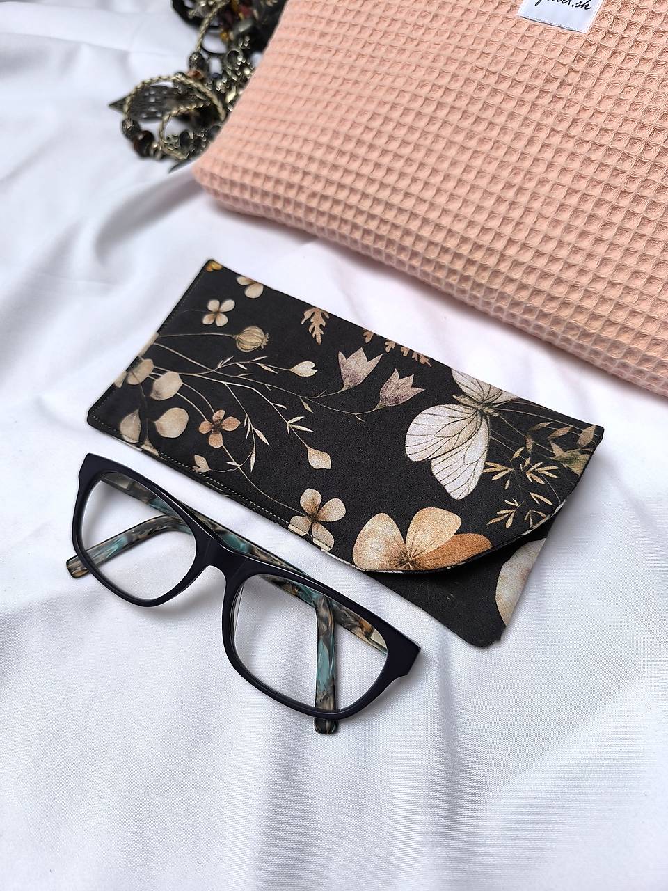 Kozmetické taštičky (Puzdro na okuliare)