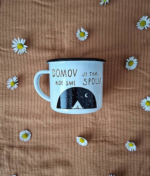 Nádoby - Smaltovaný hrnček Domov je tam, kde sme spolu - 17484676_