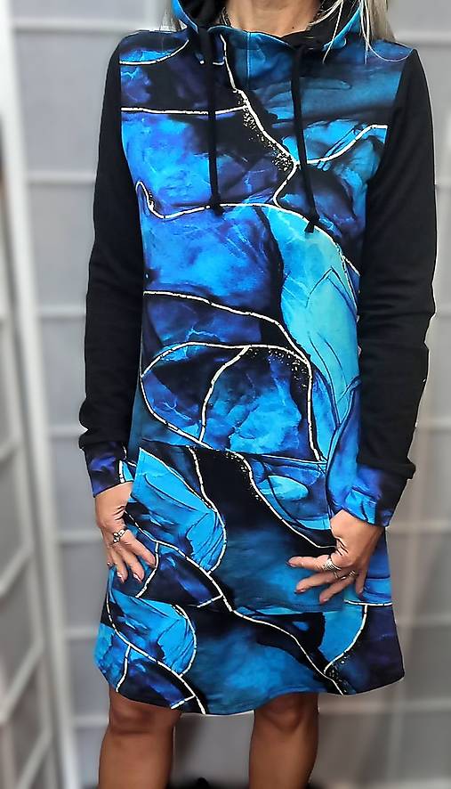 Šaty - Mikinové šaty s kapucí - modrý mramor (teplákovina), velikost M ~ LETNÍ VÝPRODEJ ~ - 17484590_