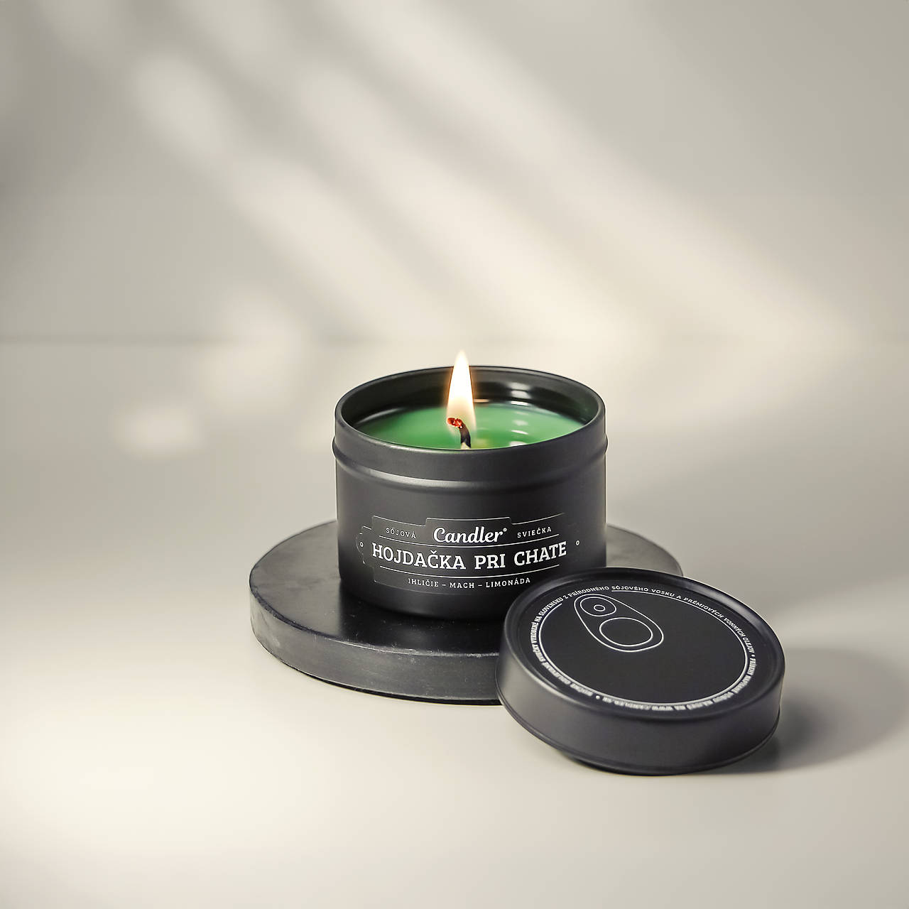 Hojdačka pri chate (Sójová sviečka 90g, bavlnený knôt)